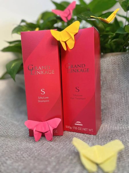 Shilky Luxe Shampoo Directions for use Massage shampoo onto hair and scalp. Then rinse off.